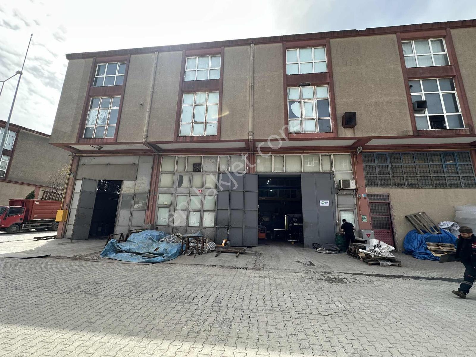 Başakşehir Sanayi Sitesinde 2'lı Dükkan 550 M2 - Görsel 11