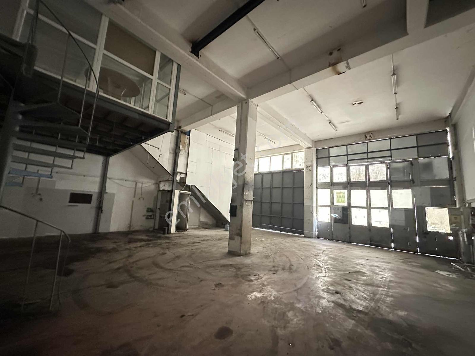 Başakşehir Sanayi Sitesinde 2'lı Dükkan 550 M2 - Görsel 7
