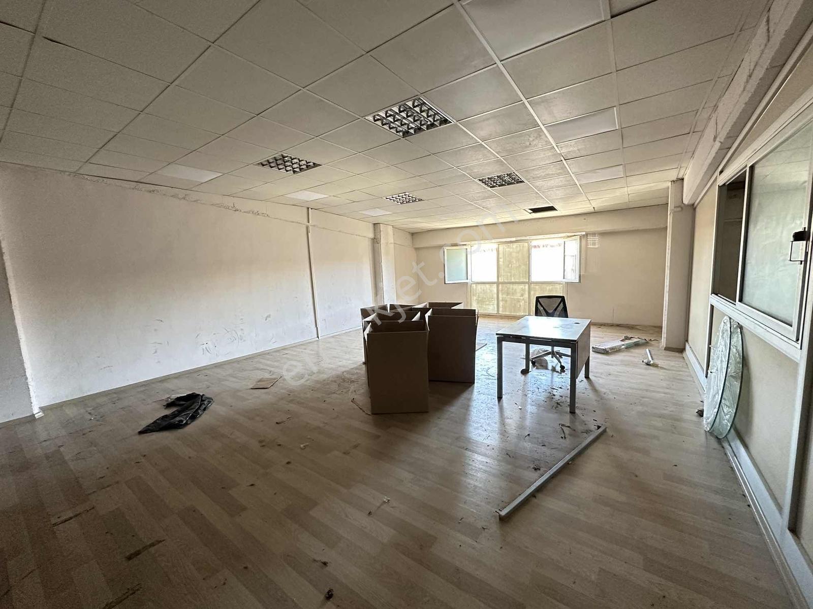 Başakşehir Sanayi Sitesinde 2'lı Dükkan 550 M2 - Görsel 4