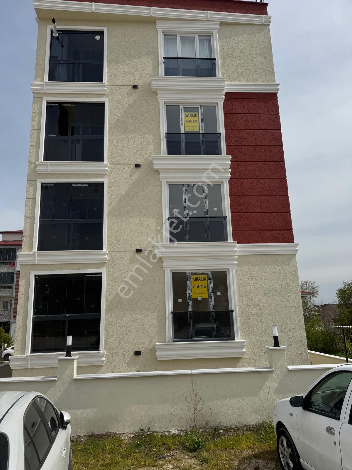 Gör-al Gayrimenkulden Sırtbağlarda Arakat 2+1 Lüx Daire