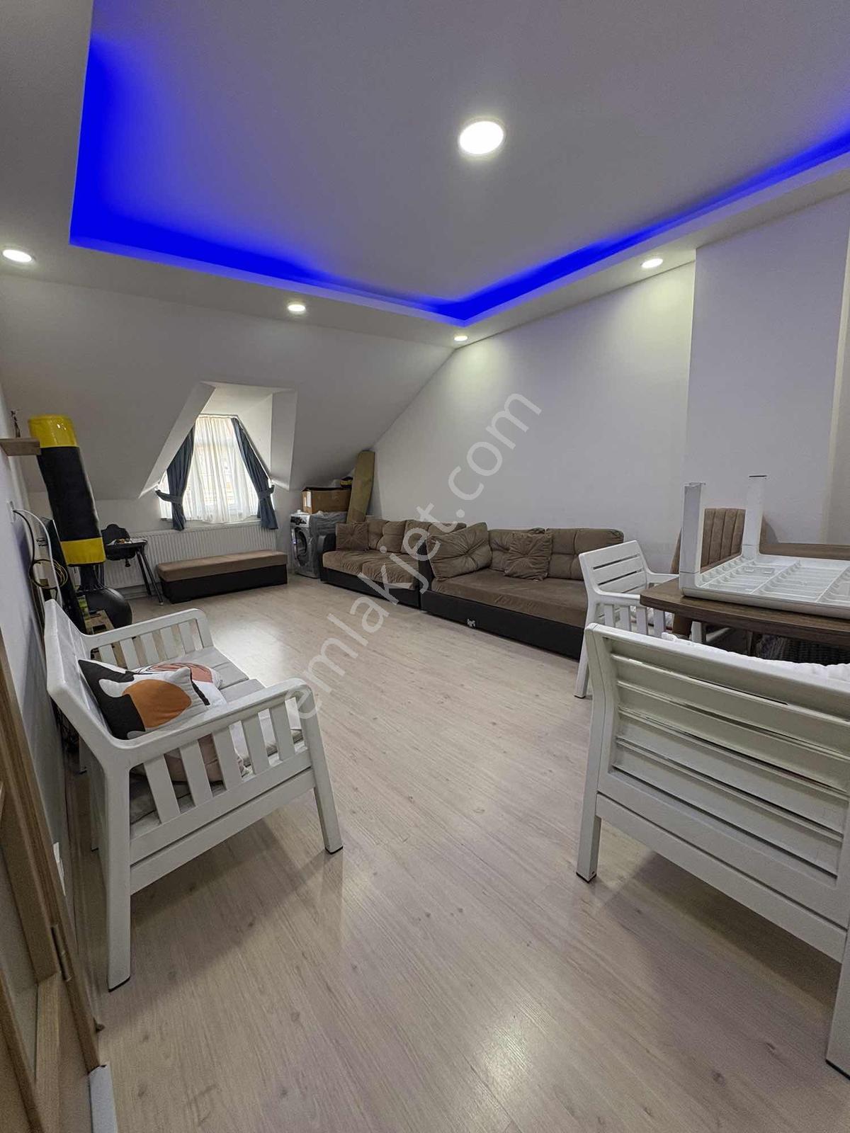 Çobançeşme Mithatpaşa Caddesi'nde Dubleks - Görsel 32