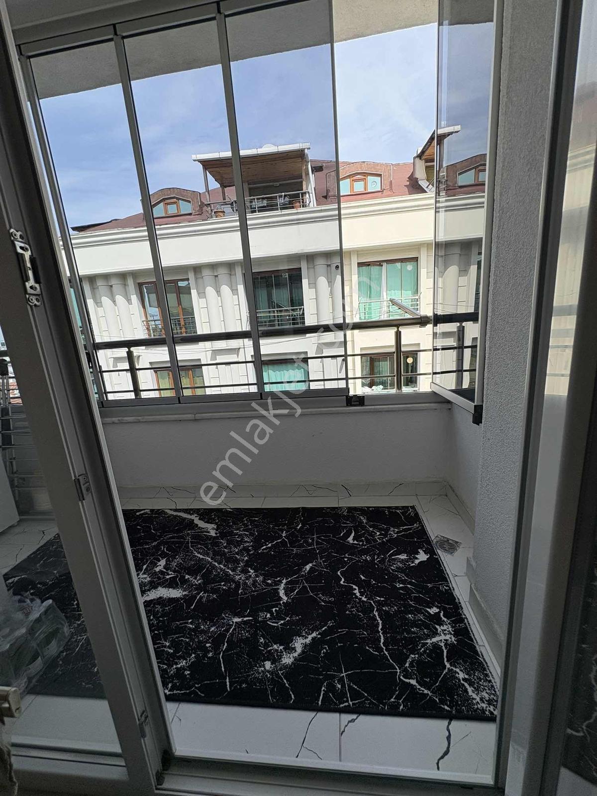 Çobançeşme Mithatpaşa Caddesi'nde Dubleks - Görsel 12