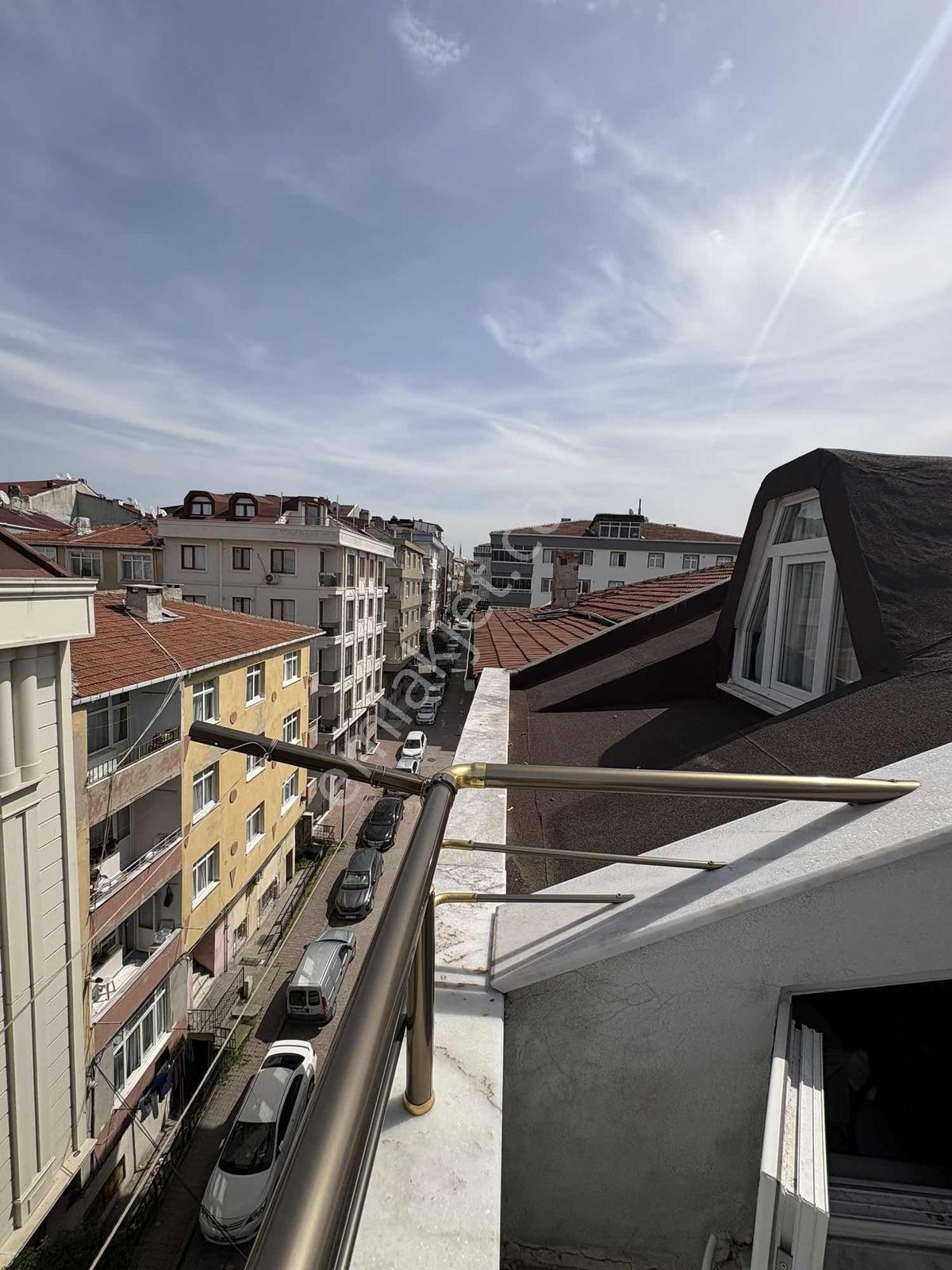 Çobançeşme Mithatpaşa Caddesi'nde Dubleks - Görsel 5