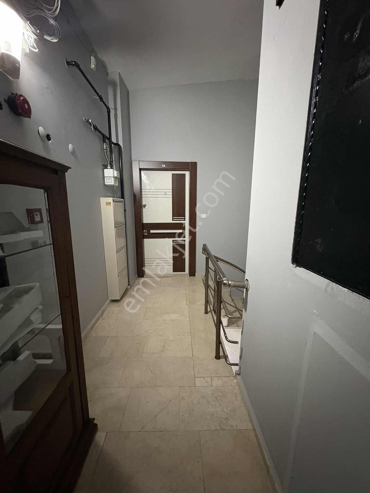 Çobançeşme Mithatpaşa Caddesi'nde Dubleks - Görsel 27