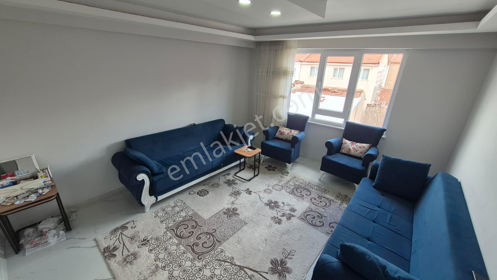 Rba Dan Emek Mahallesinde Cadde Yakını Satılık 2+1 Daire - Görsel 2