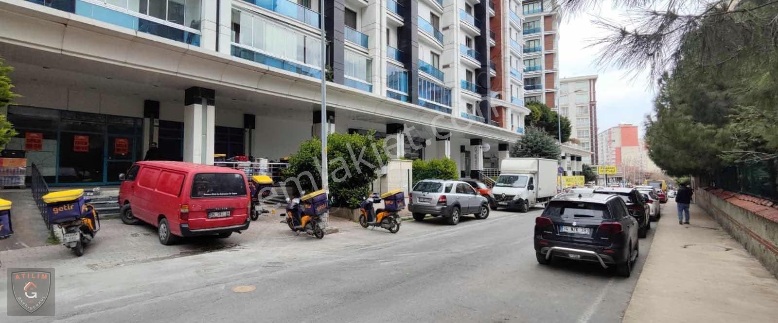 Saklıhan Konakları 'nda 200 M2 Boş Dükkan