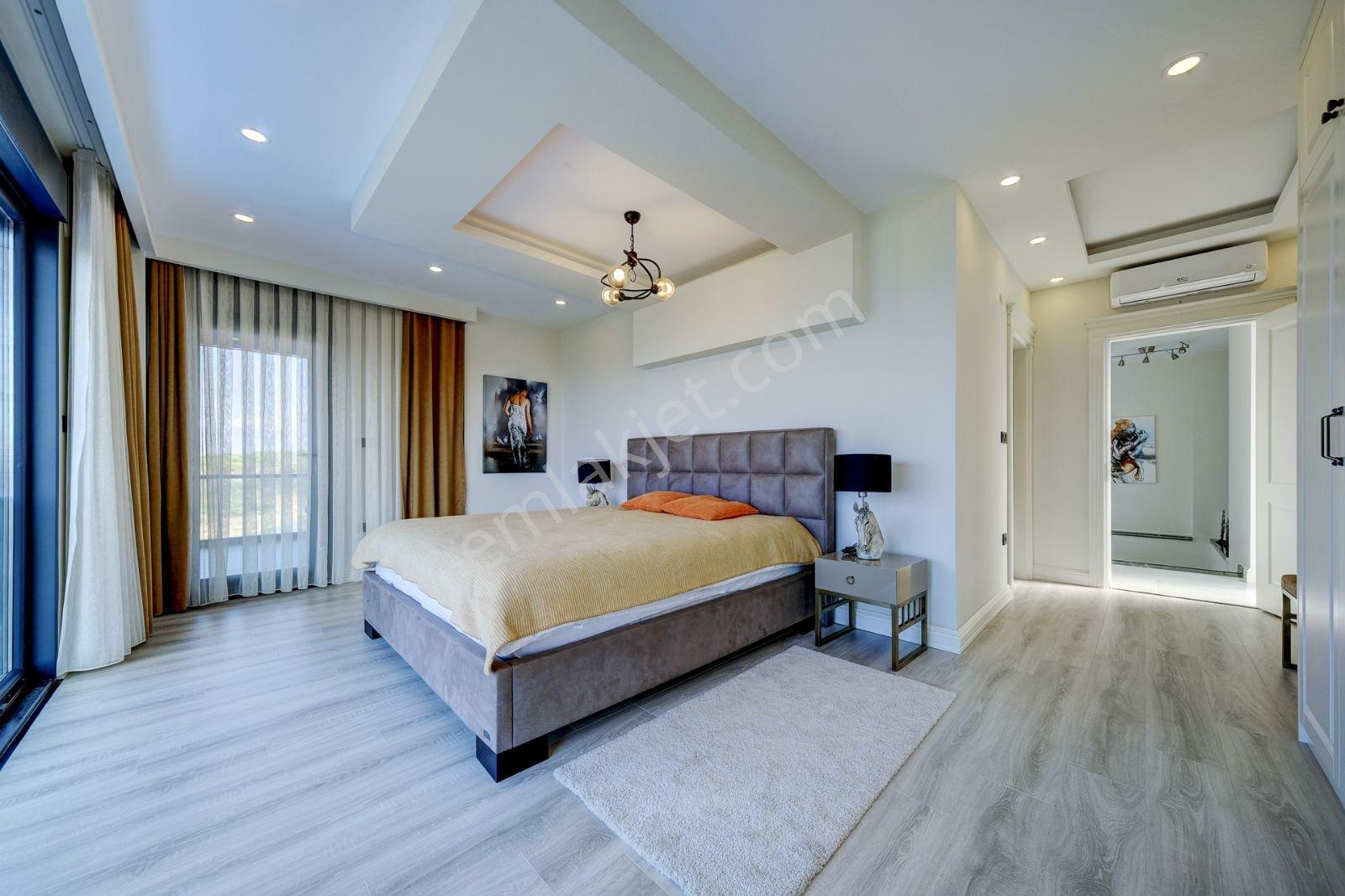 Şile'de 485m2 Arsa İçerisinde Deniz Manzaralı Satılık 5+1 Villa - Görsel 14