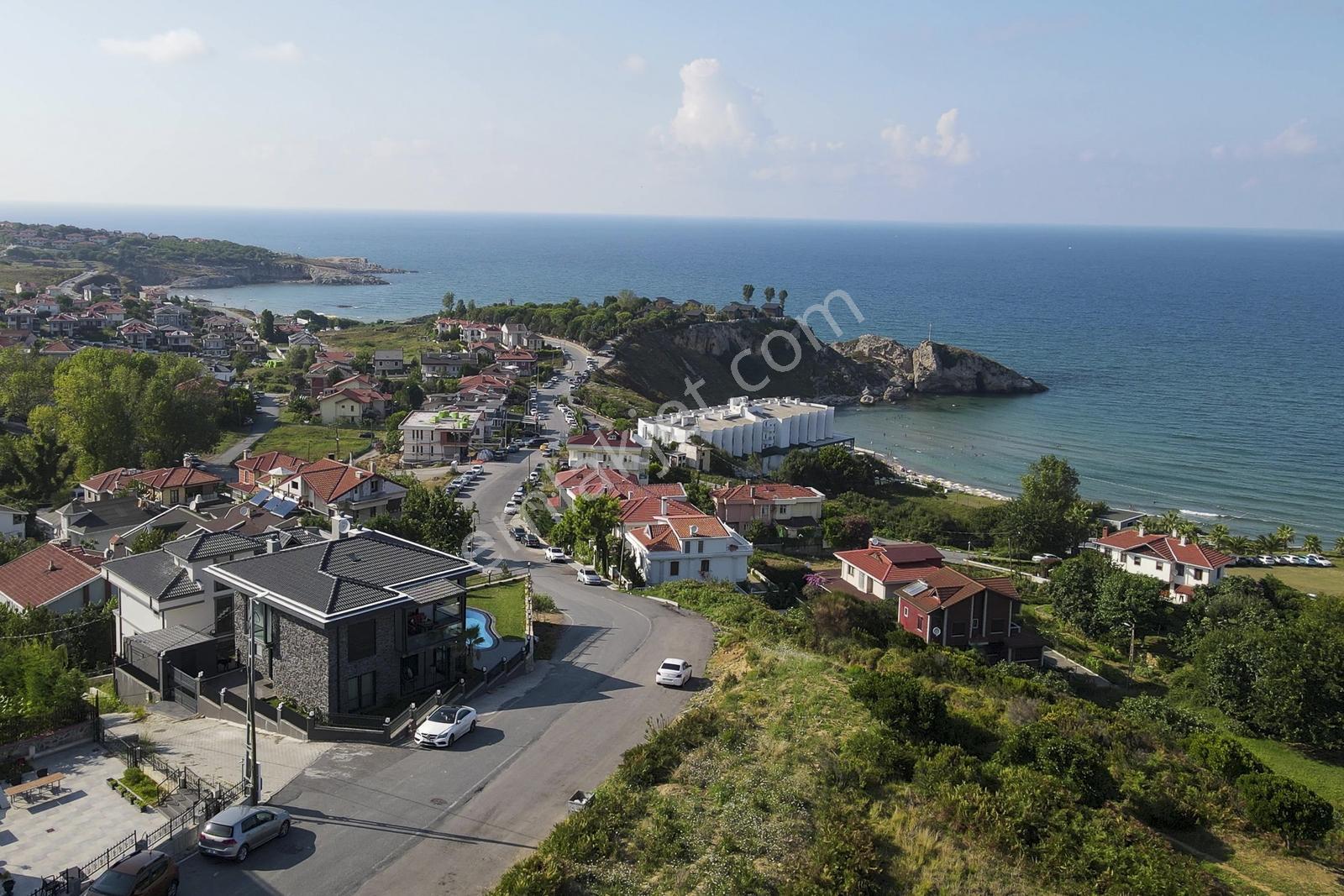 Şile'de 485m2 Arsa İçerisinde Deniz Manzaralı Satılık 5+1 Villa - Görsel 2