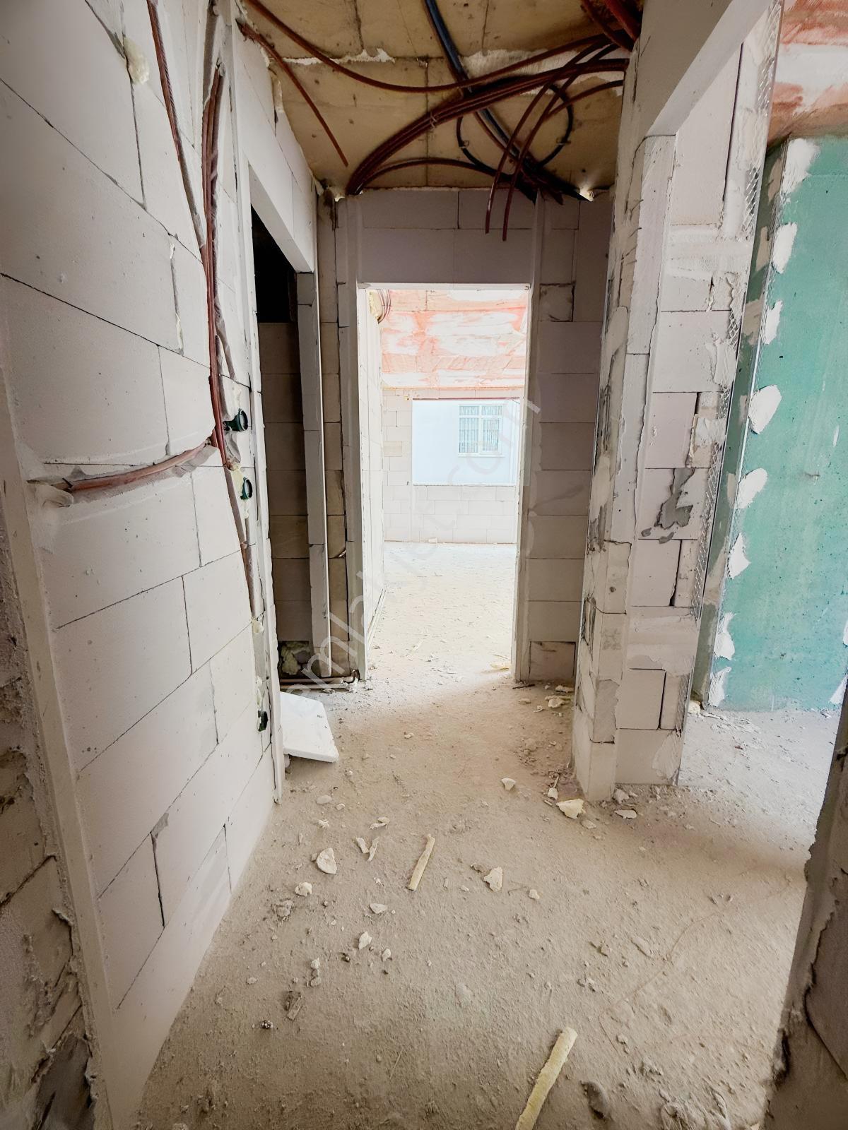█ Konfor █ Sıfır Ekim Teslim Ara Katta Balkonlu Güney Cephe 1+1 - Görsel 17