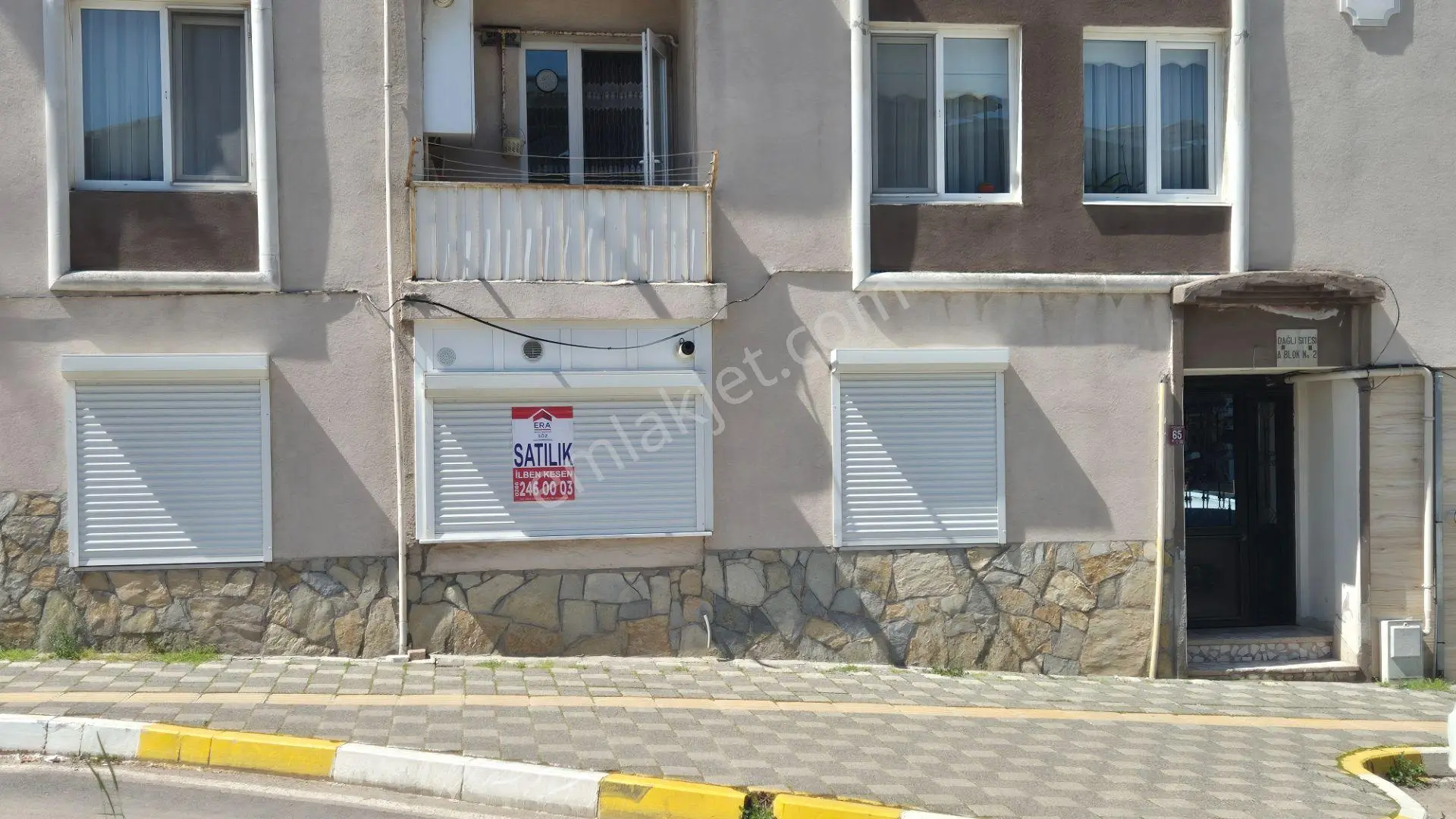 Bandırma 17 Eylül Mah. De Kapalı Pazar Yeri Karşısı Yenilenmiş Satılık 3+1 Daire - Görsel 2