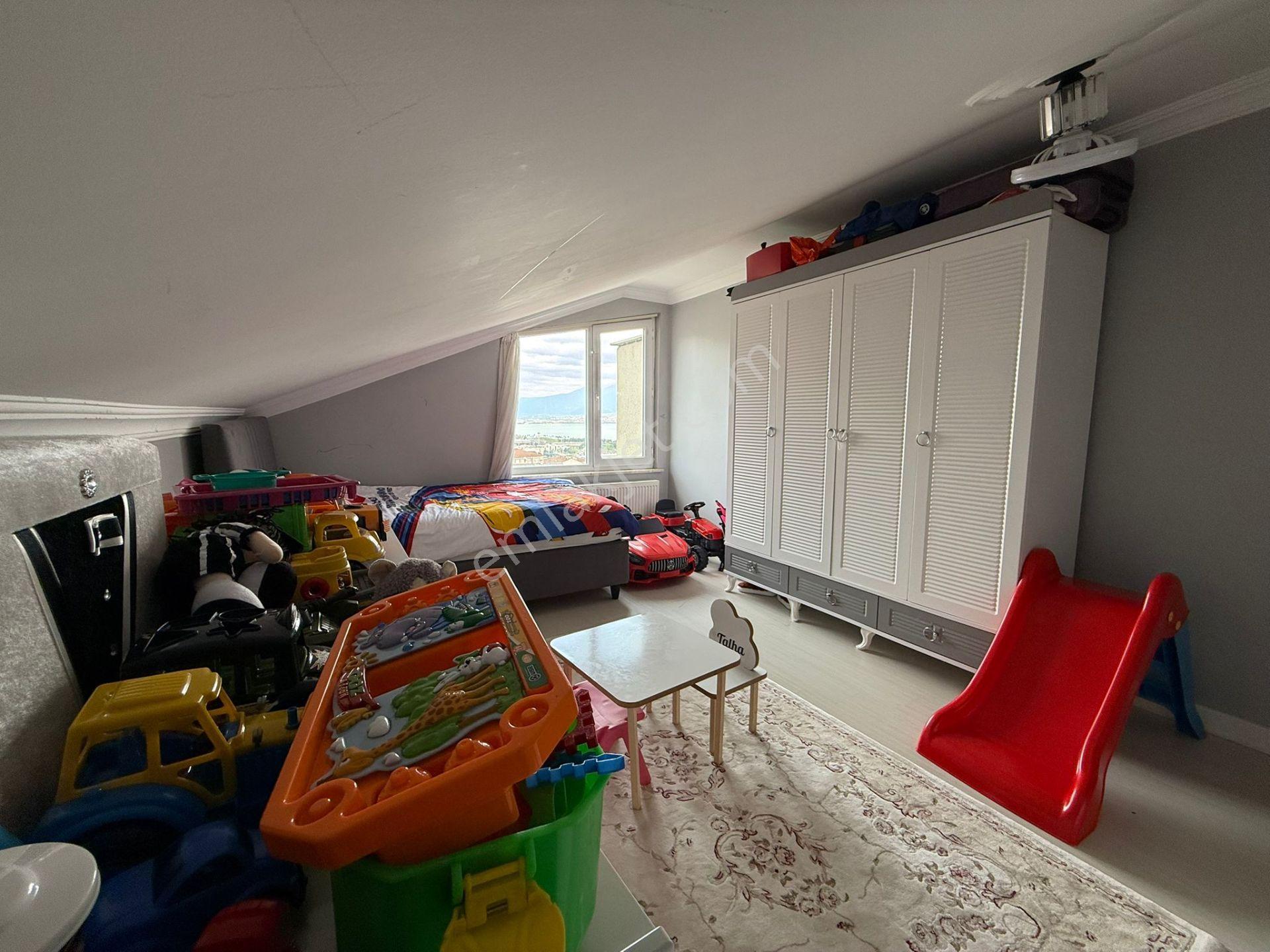 İzmit Kuruçeşme Yenimahalle 3+1 Manzaralı Satılık Daire - Görsel 14