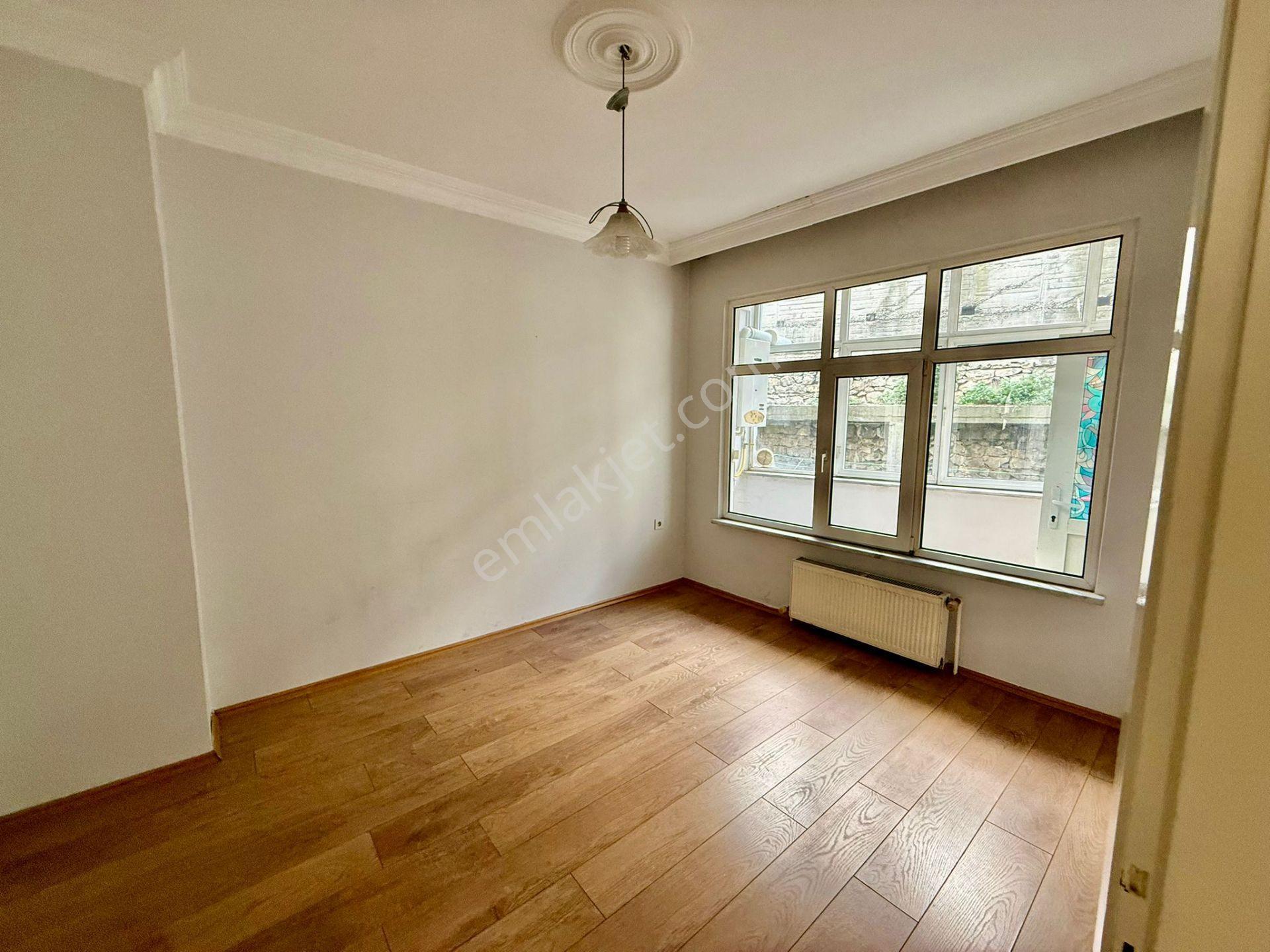 İzmit Merkez İnönü Caddesi'nde Satılık 3+1 Daire - Görsel 9