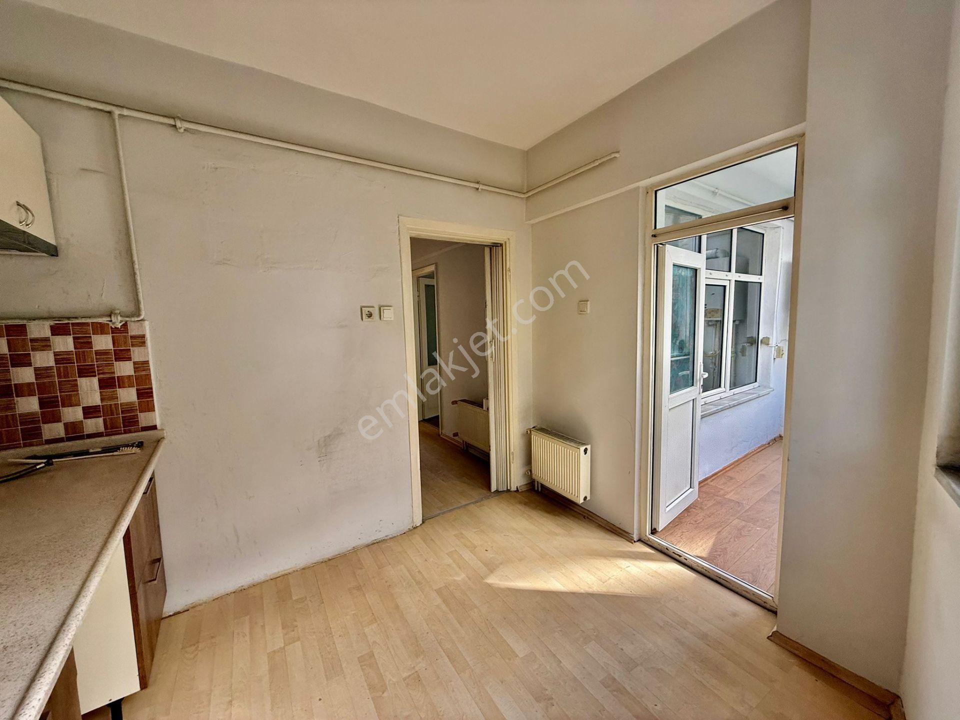 İzmit Merkez İnönü Caddesi'nde Satılık 3+1 Daire - Görsel 17