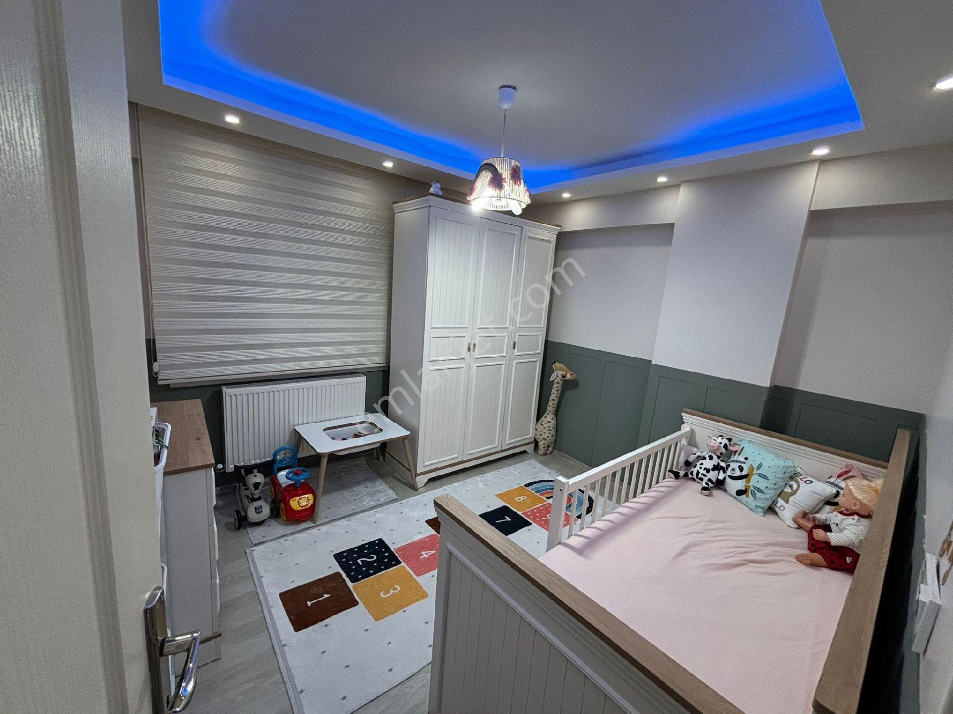 Manisa Yunusemre Muradiye Cadde Üzeri Satılık 262 M² 5+1 Dünlex - Görsel 11