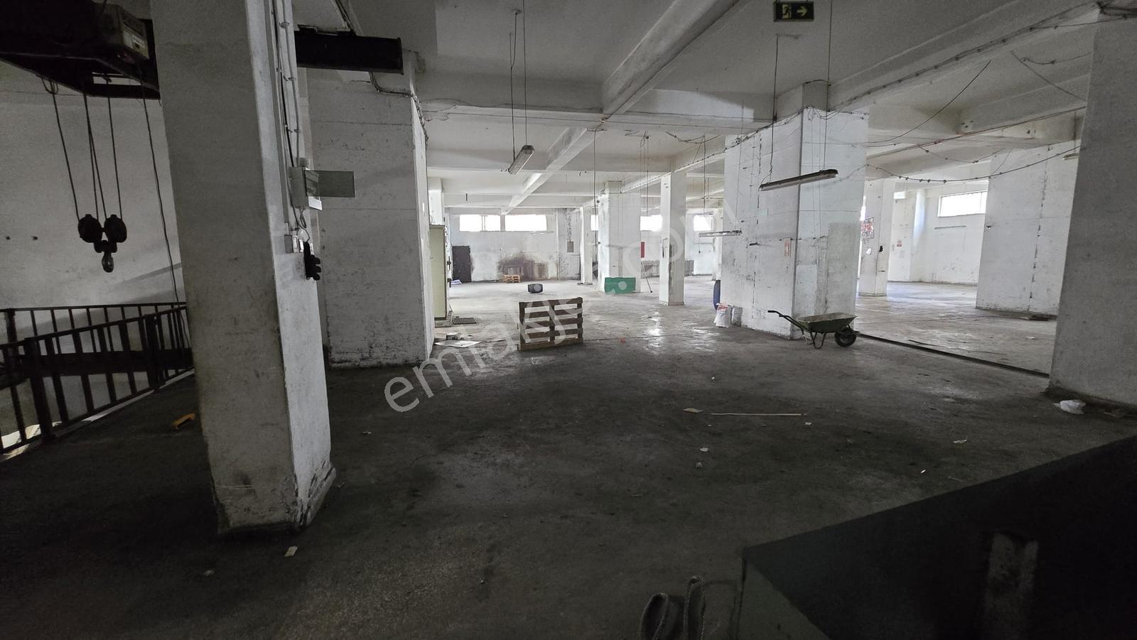 Beylikdüzü O.s.b. Bakırcılar Kiralık 1.250m² Tır Rampalı Giriş - Görsel 4