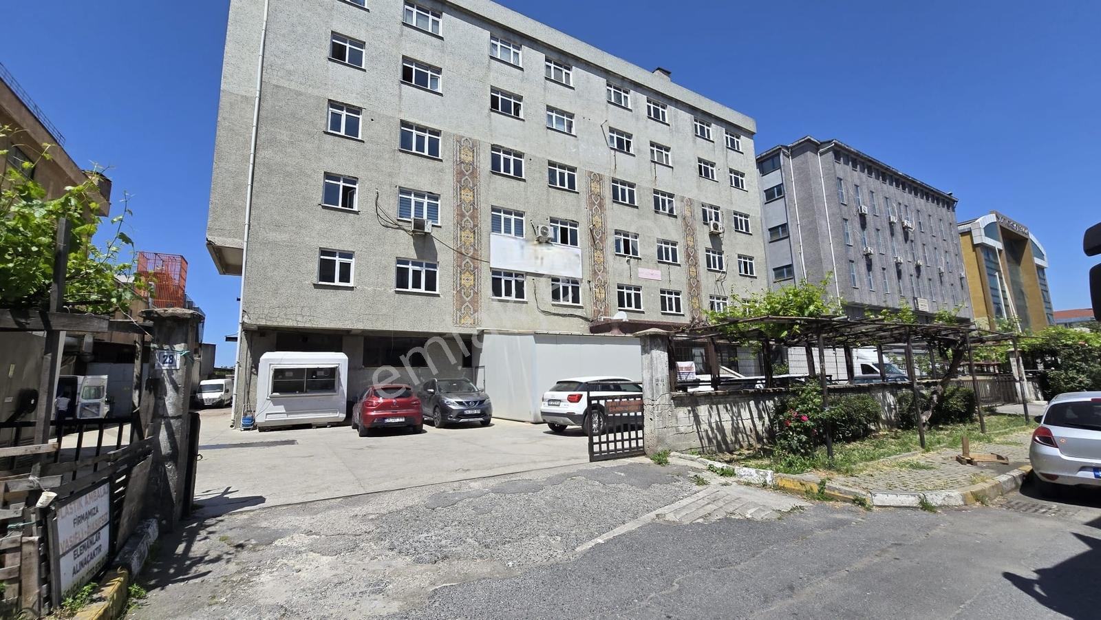 Beylikdüzü O.s.b. Bakırcılar Kiralık 1.250m² Tır Rampalı Giriş - Görsel 14