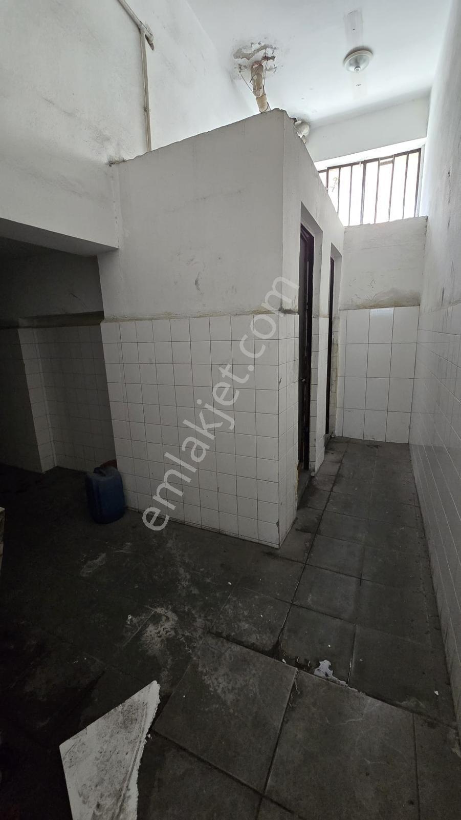 Beylikdüzü O.s.b. Bakırcılar Kiralık 1.250m² Tır Rampalı Giriş - Görsel 13