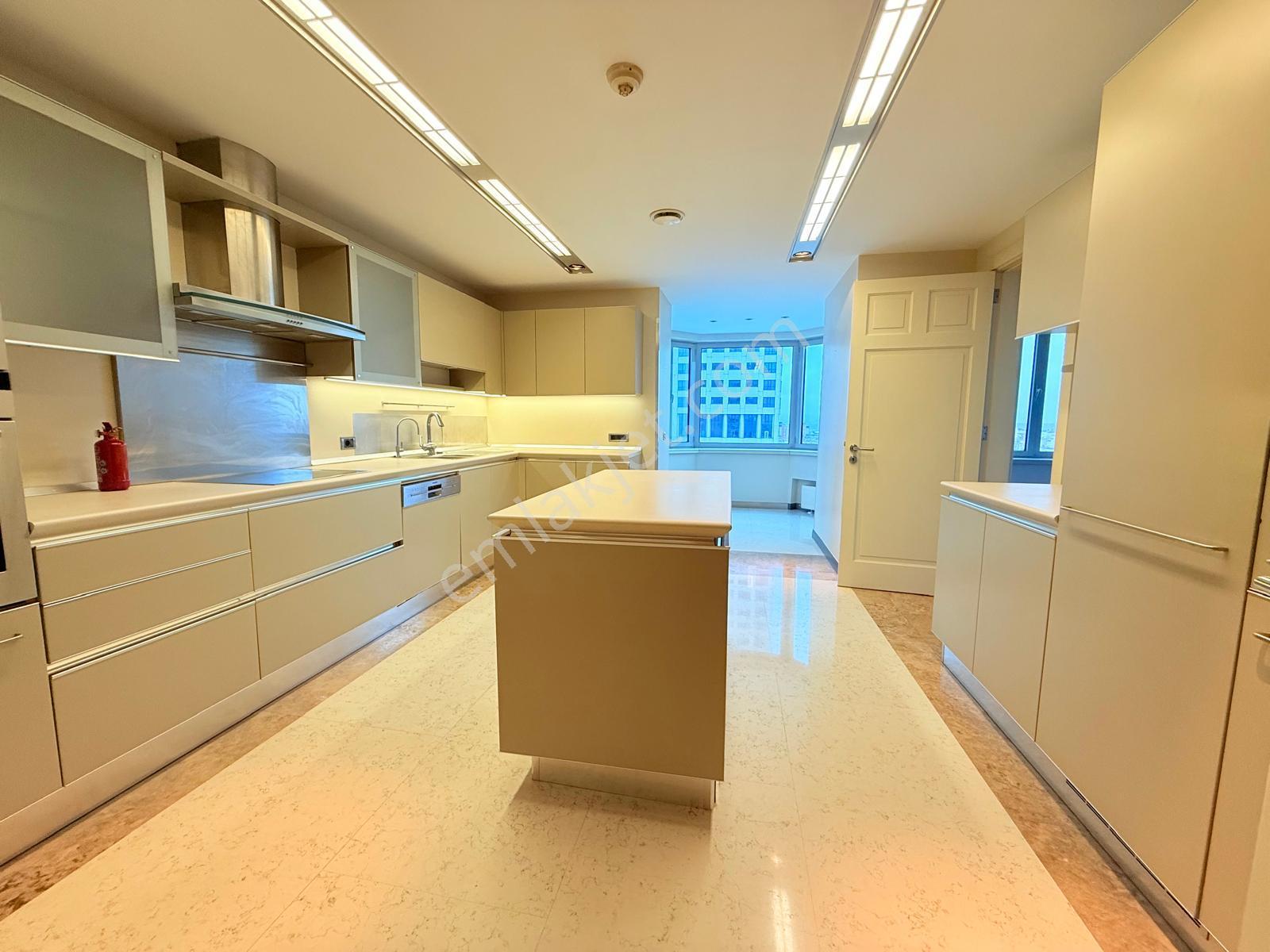 Metrocity'de 302 M2 Satılık 4+1 Daire - Görsel 3