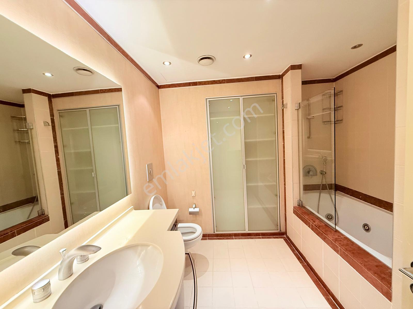 Metrocity'de 302 M2 Satılık 4+1 Daire - Görsel 11