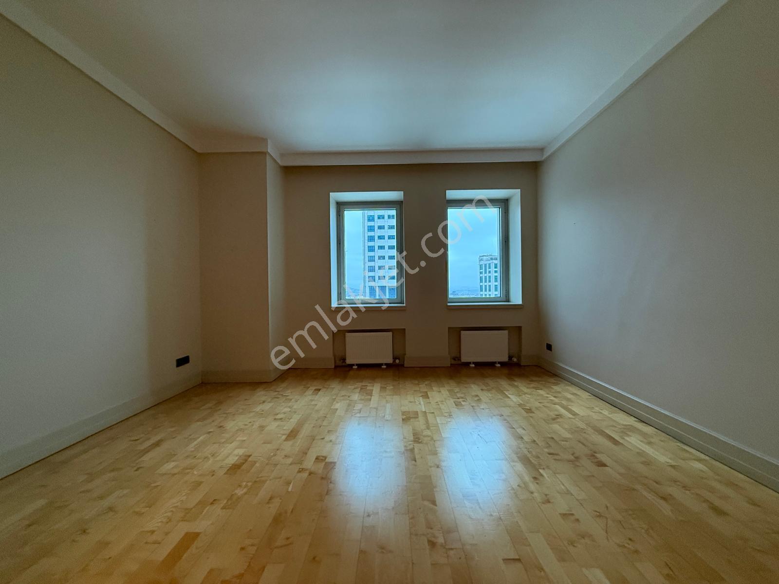 Metrocity'de 302 M2 Satılık 4+1 Daire - Görsel 6