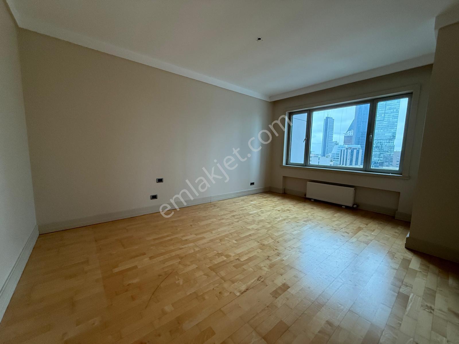 Metrocity'de 302 M2 Satılık 4+1 Daire - Görsel 13