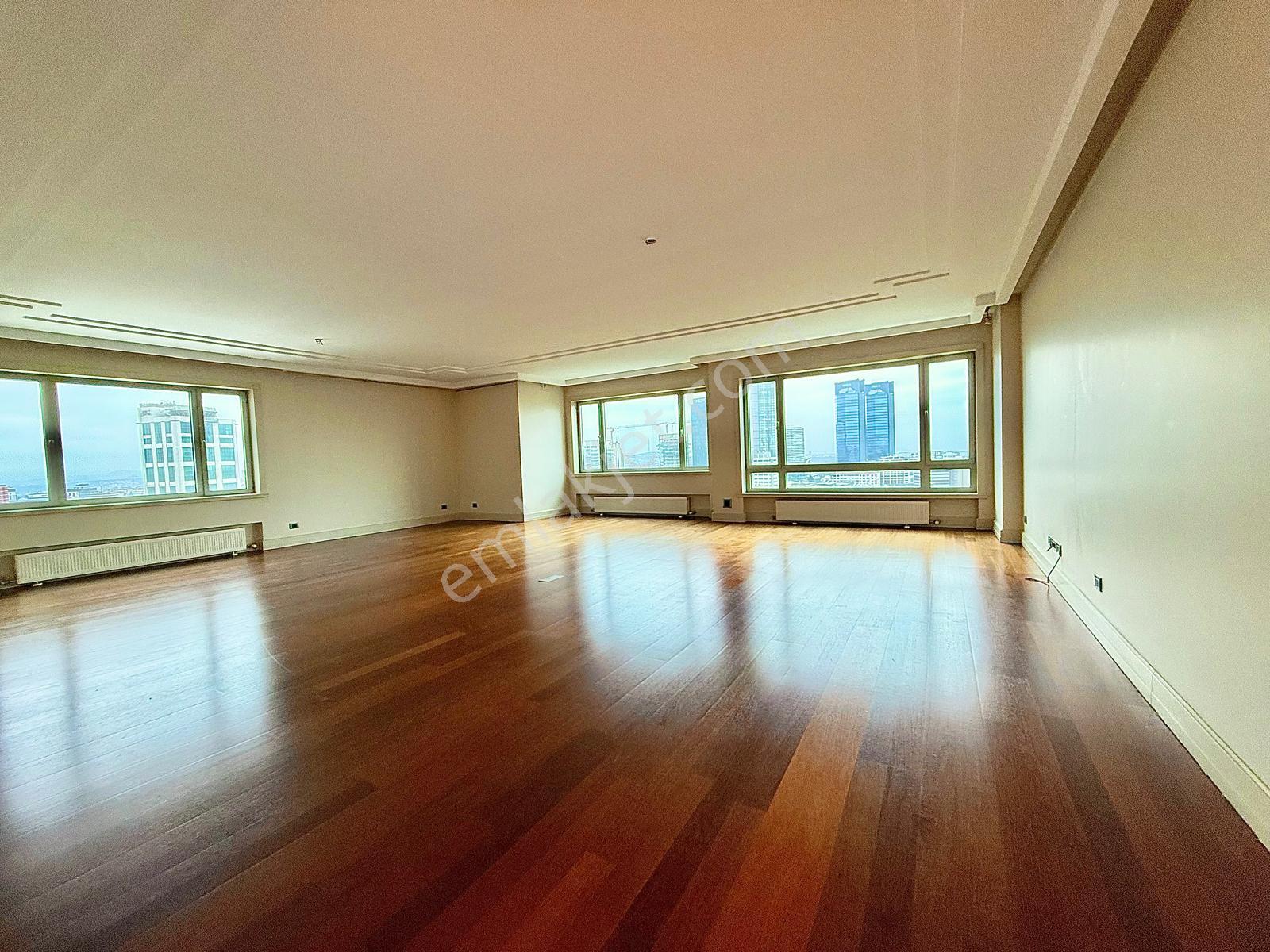 Metrocity'de 302 M2 Satılık 4+1 Daire - Görsel 10