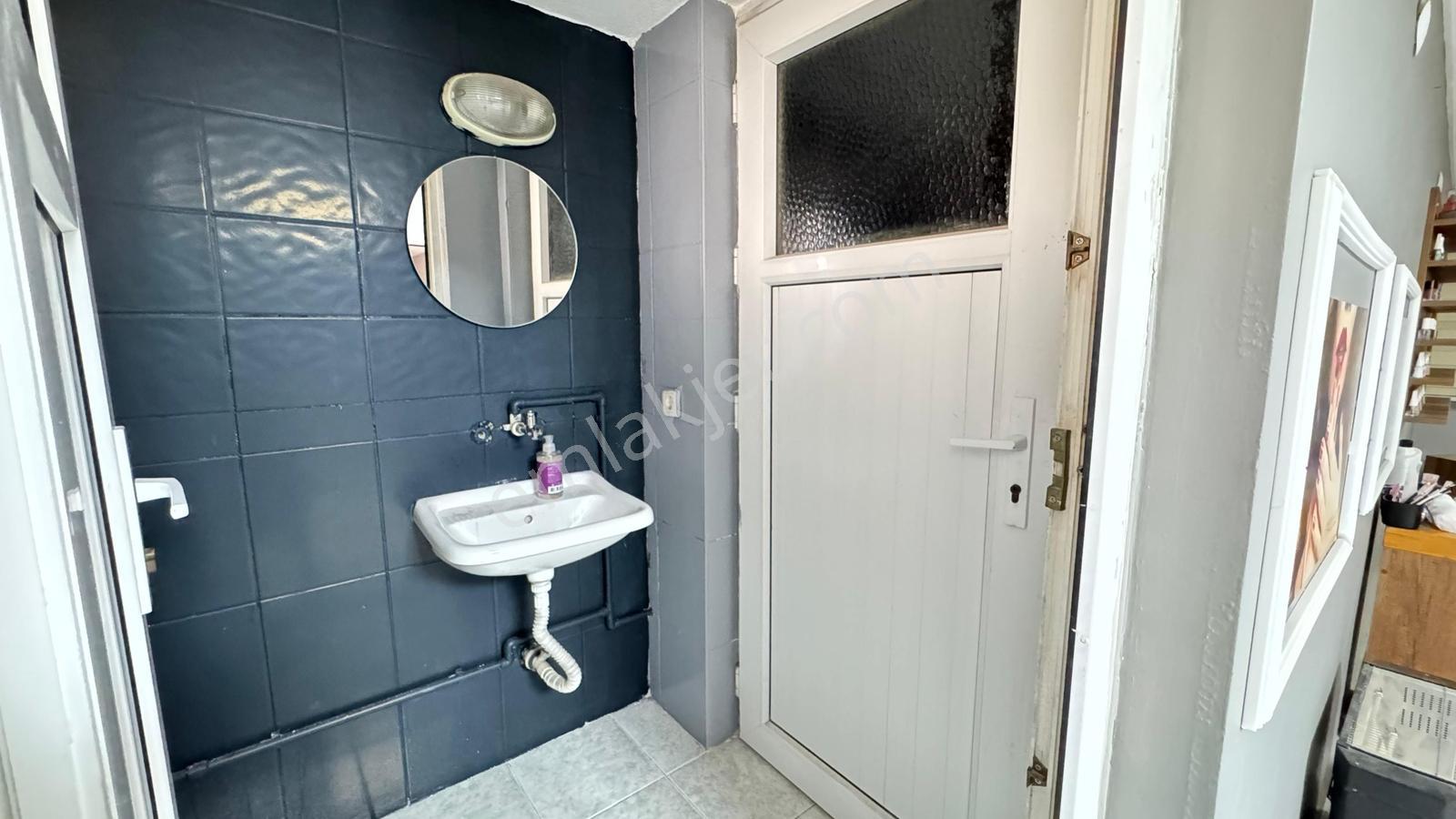 Kemalpaşa'da Devren Lüks Güzellik Merkezi 270m² Ful Donanımlı - Görsel 25