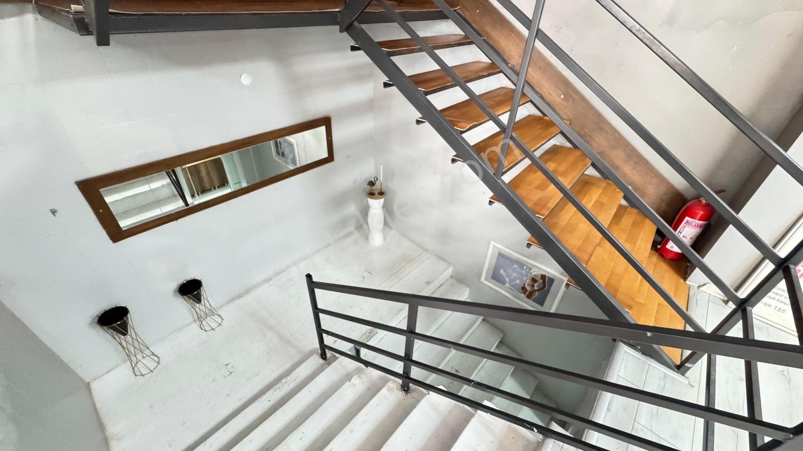 Kemalpaşa'da Devren Lüks Güzellik Merkezi 270m² Ful Donanımlı - Görsel 22