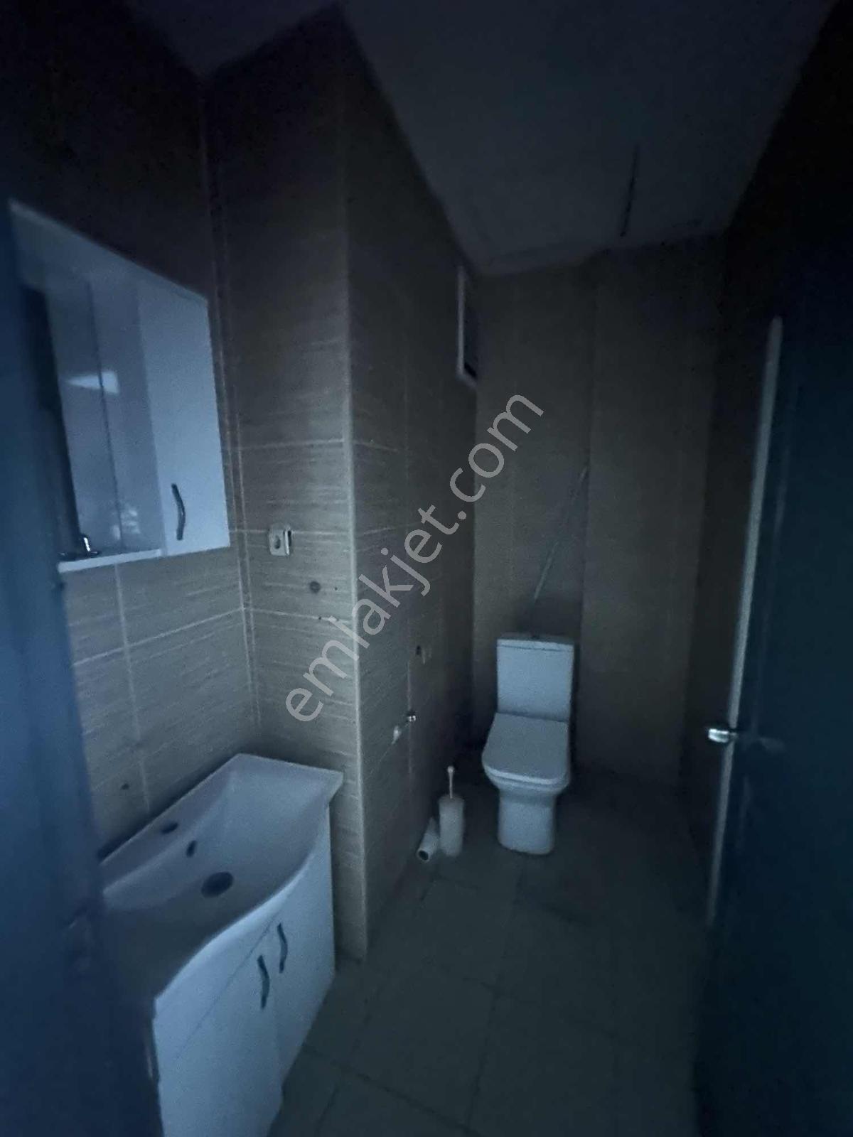 İkitelli Osb De 3+1 Yapılı Ofis 110 M2 - Görsel 3