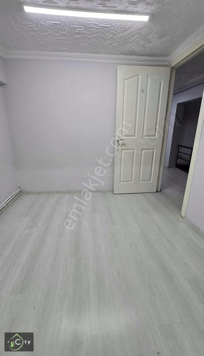 Ahmet Vefikpaşa Cadde Üzerinde Üç Katlı İşyerine Kiralık - Görsel 9
