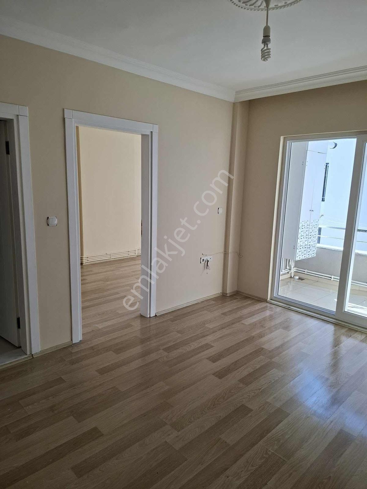 Ula Da 2+1 Açık Mutfak Kiralık Doğalgazlı Daire