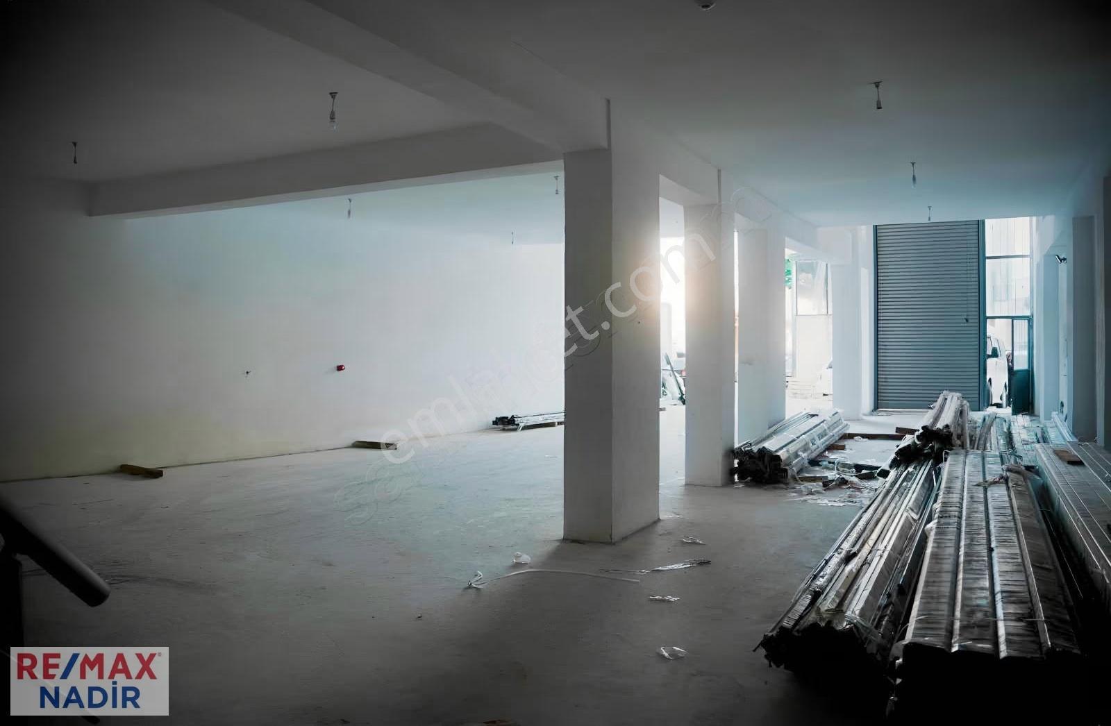 Sanayide 400 M² Asma Katlı Geniş Cepheli Acil Satılık İşyeri - Görsel 7