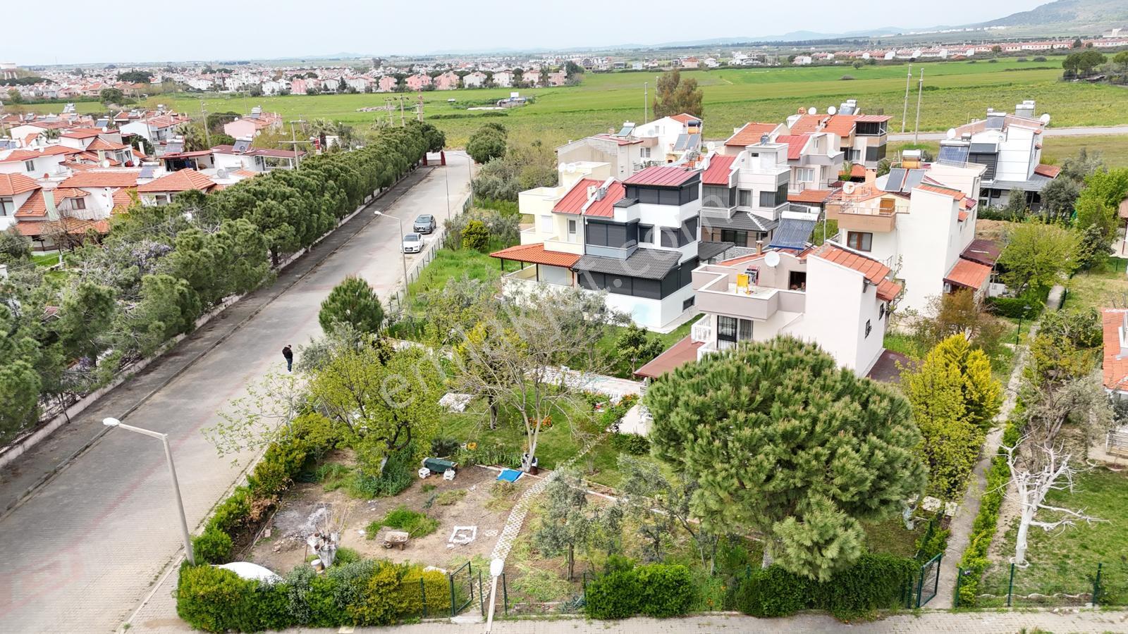 İzmir Dikili Salihleraltında Satılık 3+1 Köşe Villa - Görsel 25