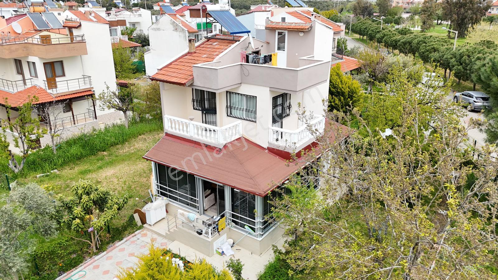 İzmir Dikili Salihleraltında Satılık 3+1 Köşe Villa - Görsel 6