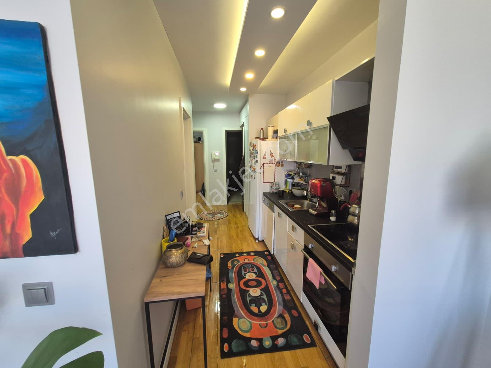 Şişli, Ferıloft Sitesi Satılık, Havuzlu, Otoparklı Ara Kat 2+1 Daire - Görsel 31