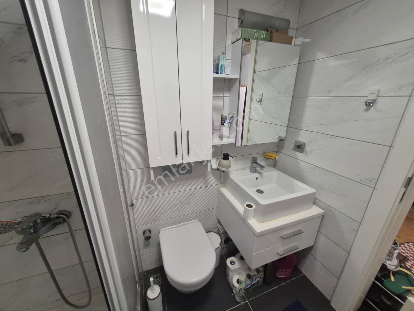 Şişli, Ferıloft Sitesi Satılık, Havuzlu, Otoparklı Ara Kat 2+1 Daire - Görsel 18