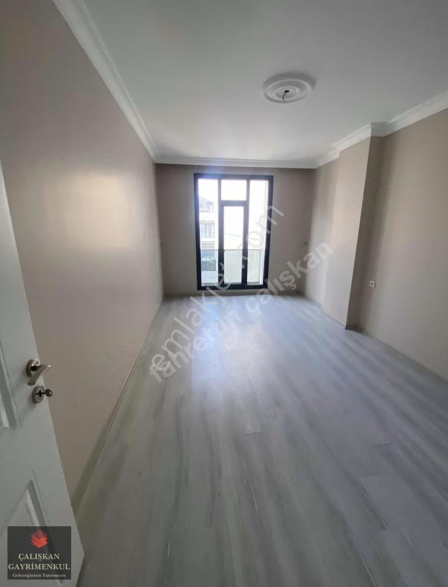 Arnavutköy Bollucada Geniş & Ferah 2+1 Ara Kat Kiralık Daire! - Görsel 2