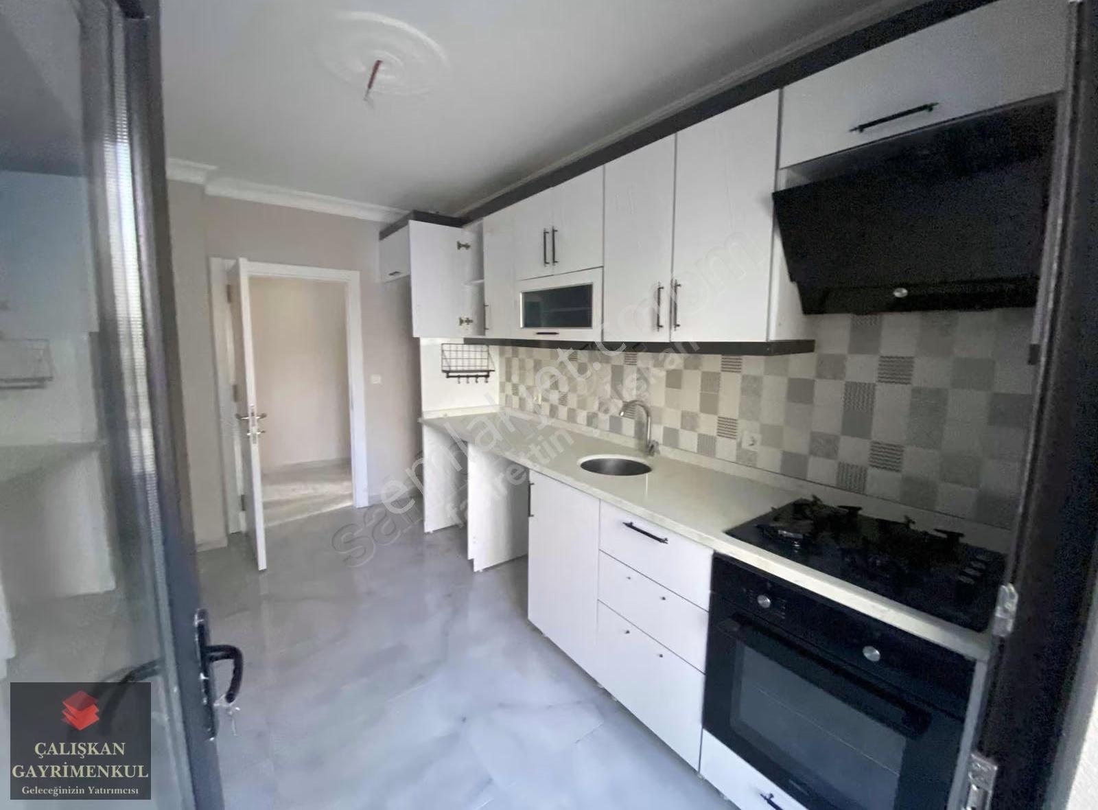 Arnavutköy Bollucada Geniş & Ferah 2+1 Ara Kat Kiralık Daire! - Görsel 16