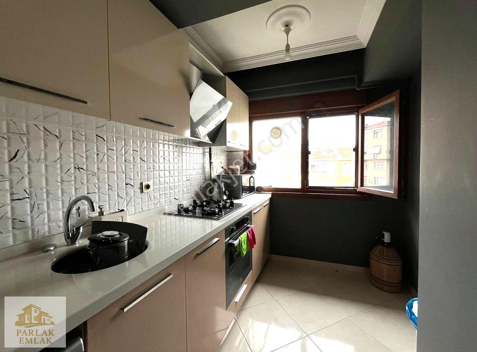 Parlak'tan Üsküdar Selimiye^de Genç Binada 3+2 Yatırımlık Fırsat - Görsel 25
