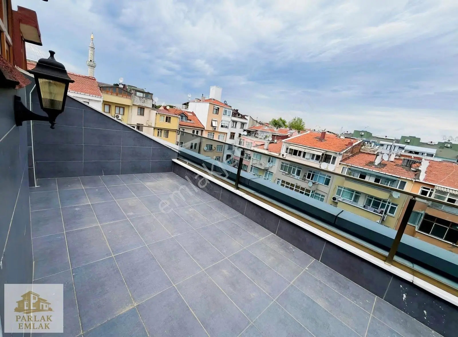 Parlak'tan Üsküdar Selimiye^de Genç Binada 3+2 Yatırımlık Fırsat - Görsel 4