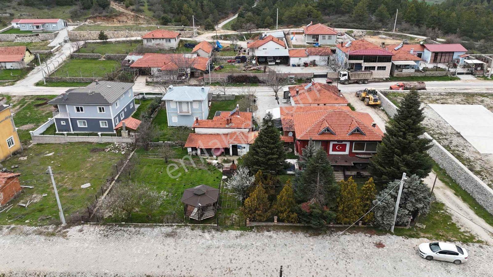 Buldan Süleymanlı Yaylasında Havuzlu 4+1 Satılık Villa - Görsel 3