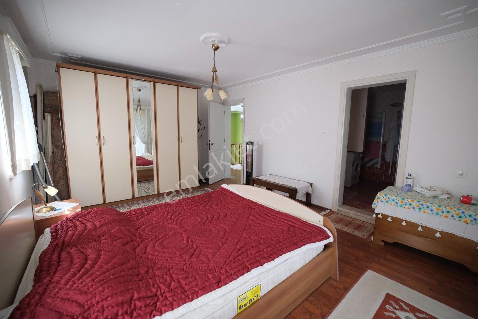 Buldan Süleymanlı Yaylasında Havuzlu 4+1 Satılık Villa - Görsel 31