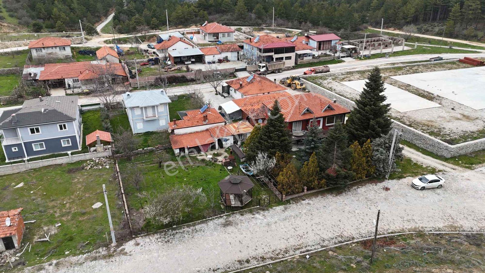 Buldan Süleymanlı Yaylasında Havuzlu 4+1 Satılık Villa - Görsel 4