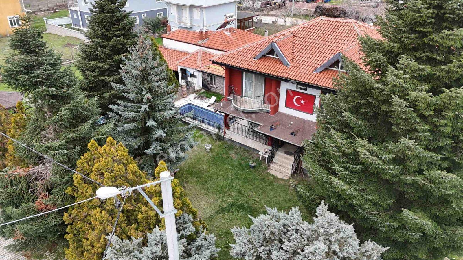 Buldan Süleymanlı Yaylasında Havuzlu 4+1 Satılık Villa - Görsel 23