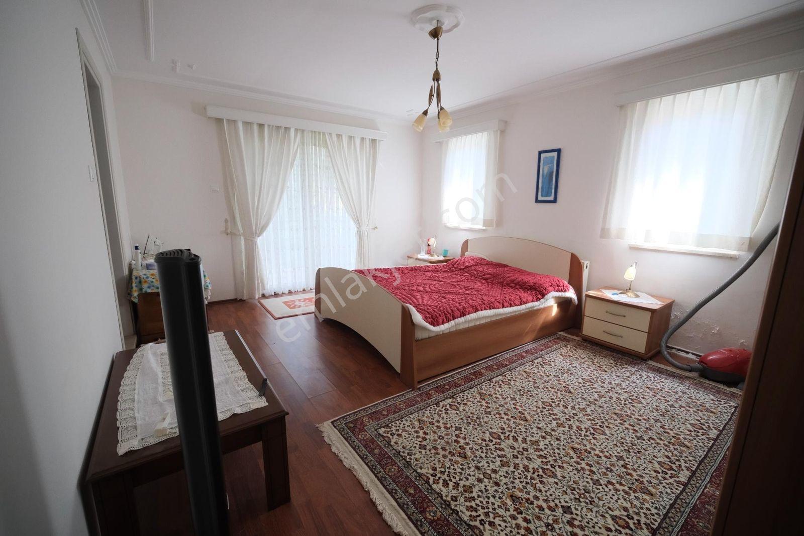 Buldan Süleymanlı Yaylasında Havuzlu 4+1 Satılık Villa - Görsel 35