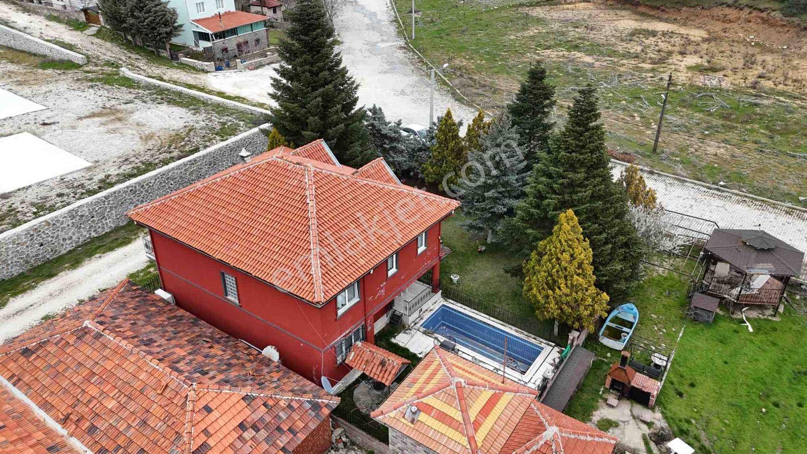 Buldan Süleymanlı Yaylasında Havuzlu 4+1 Satılık Villa - Görsel 28