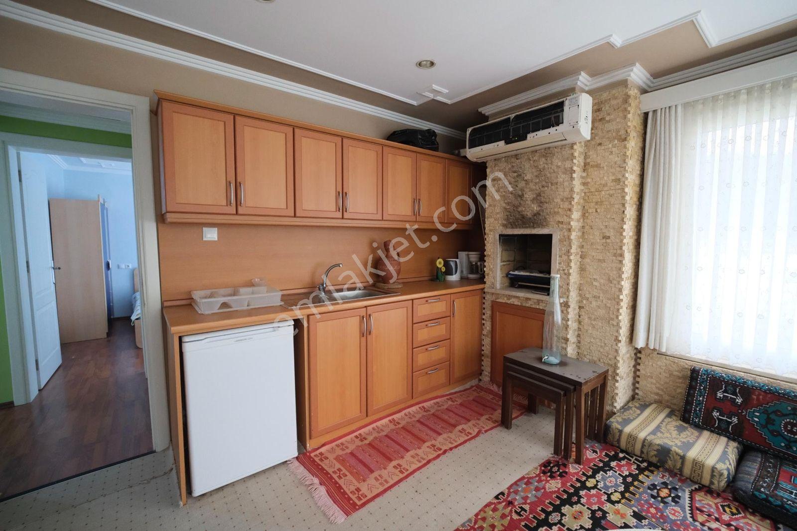Buldan Süleymanlı Yaylasında Havuzlu 4+1 Satılık Villa