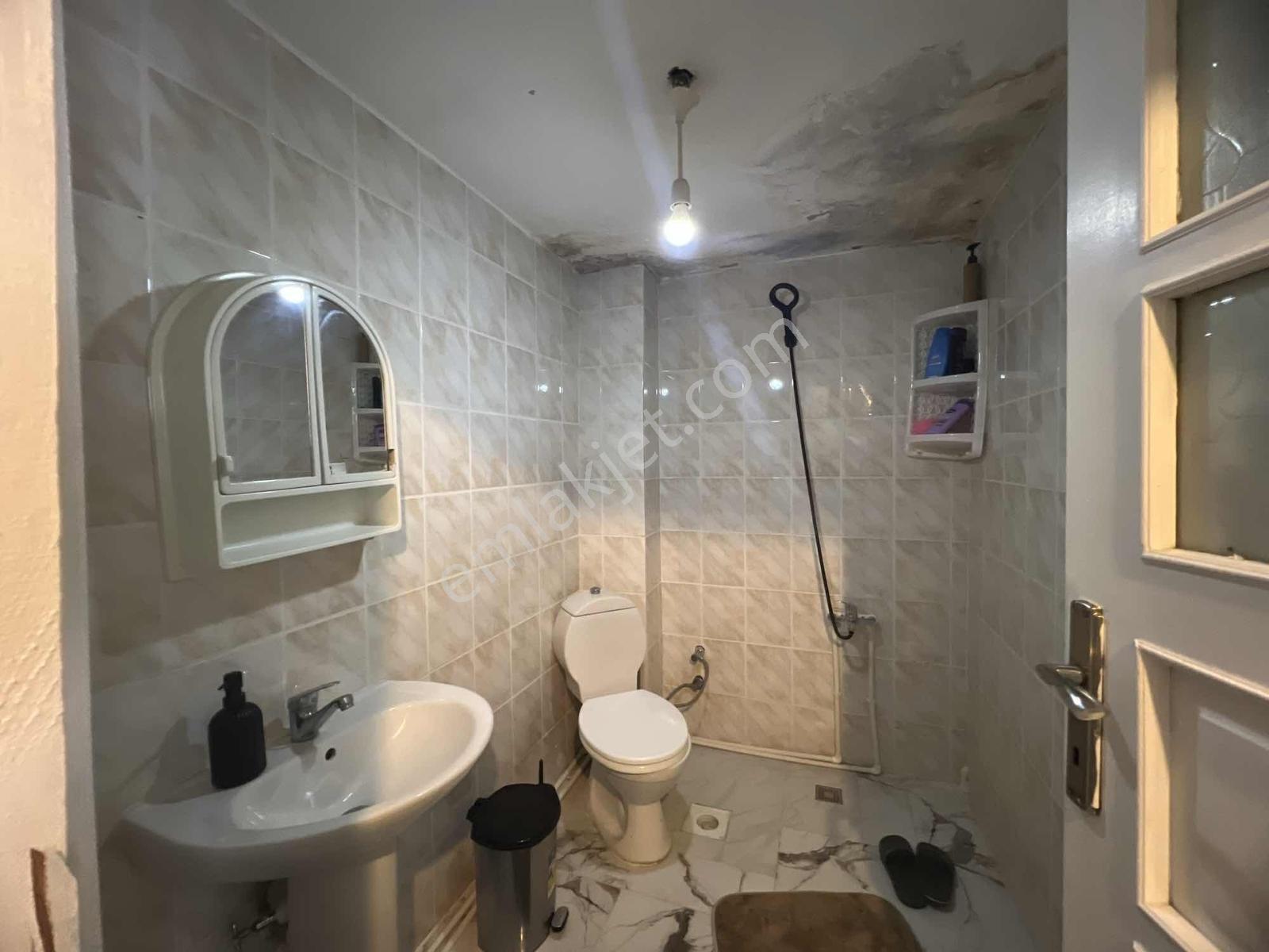 Emlakevim - Hendek Yeni Mah.de 260 M2 6+1 Satılık Tribleks Ev - Görsel 7