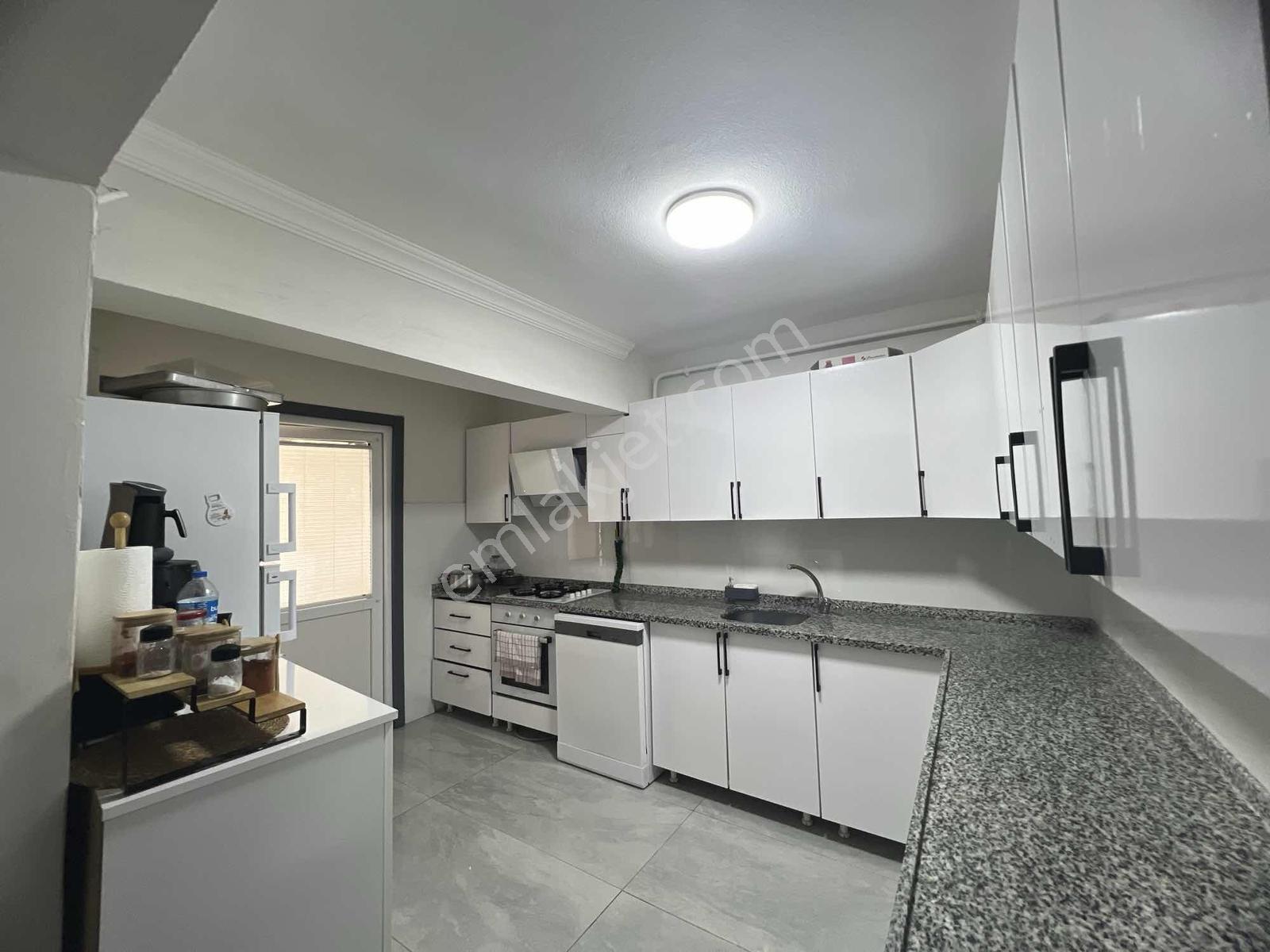 Emlakevim - Hendek Yeni Mah.de 260 M2 6+1 Satılık Tribleks Ev - Görsel 10