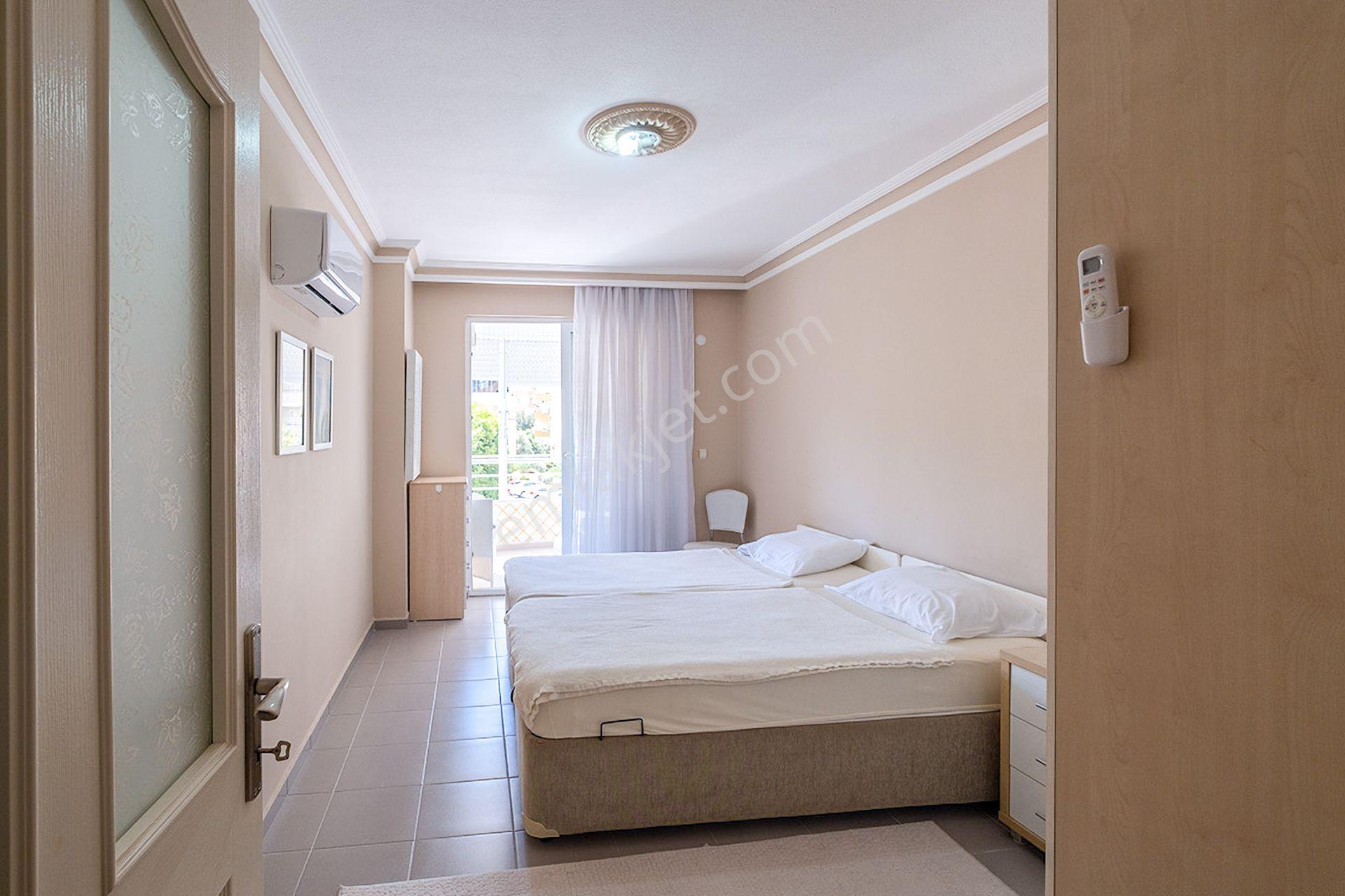 Kleopatra'da Denize 500 Metre 2+1 Eşyalı Daire - Görsel 8